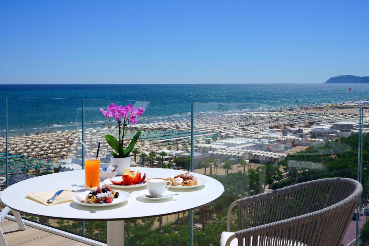 Atlantic & Hotel Riccione