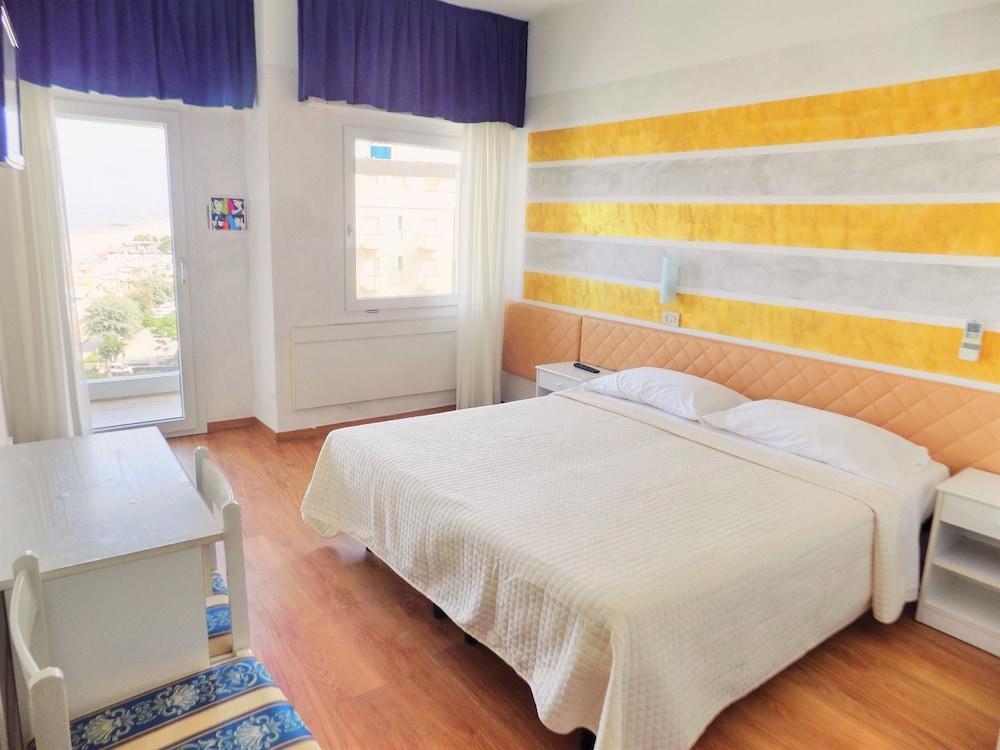 Diplomatic 3* Riccione
