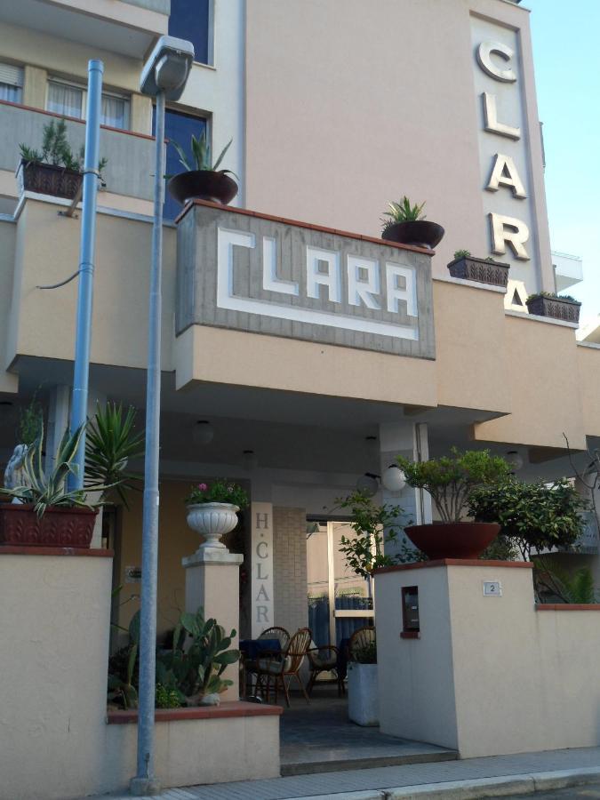 Clara
