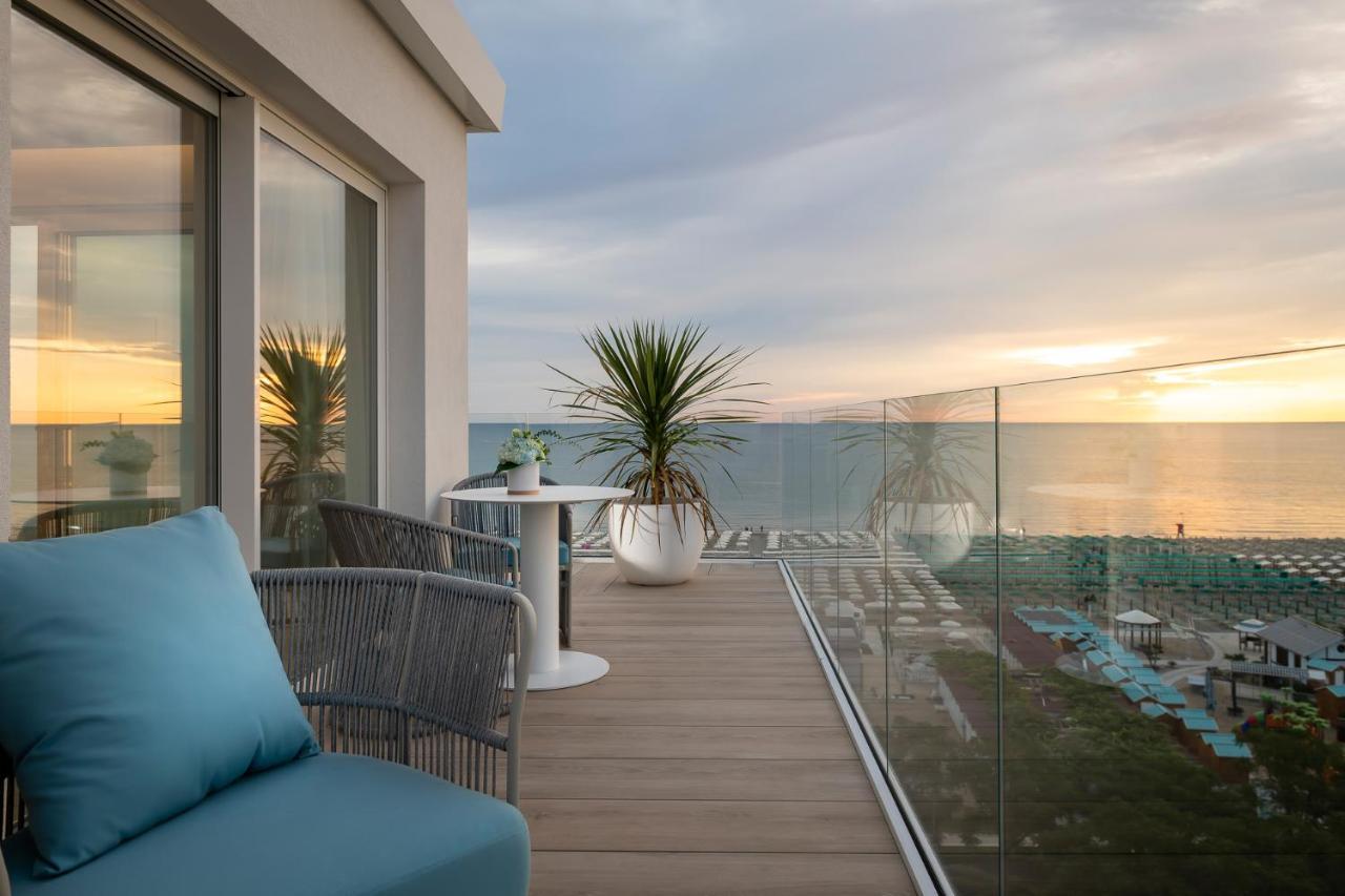 Atlantic & Hotel Riccione