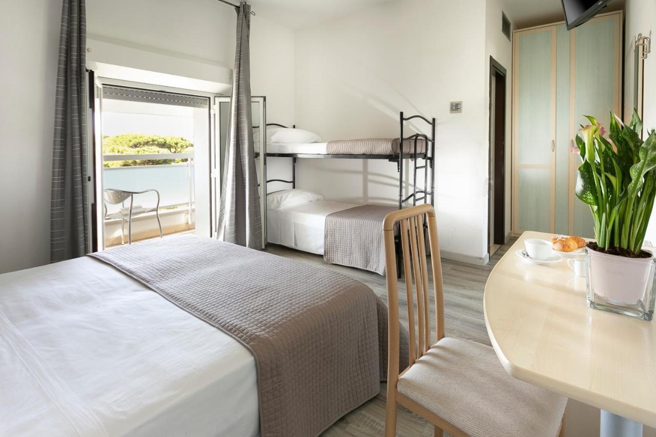 Zanarini Hotel 3*