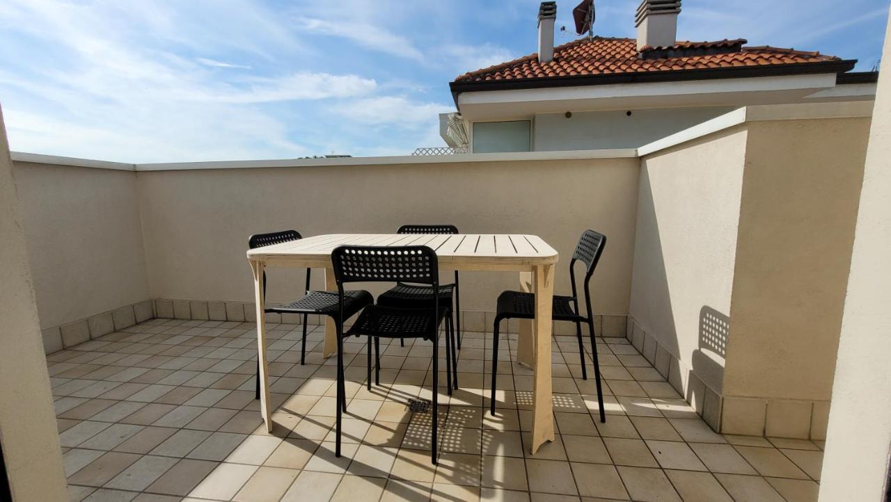 Antares Aparthotel