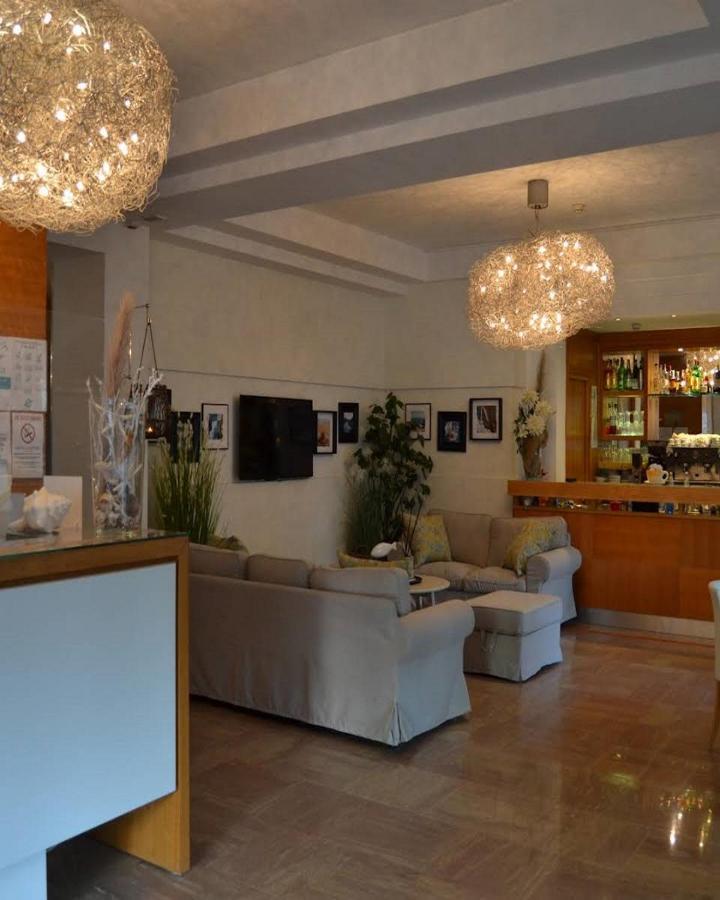 Hotel Mon Pays Riccione