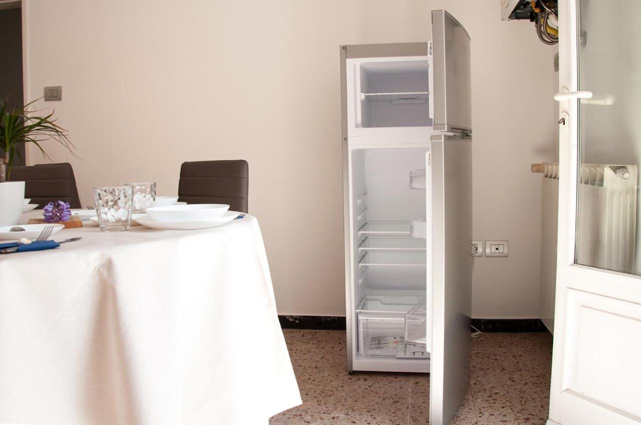 Casa Vacanze Mainardi Con Giardino Riccione