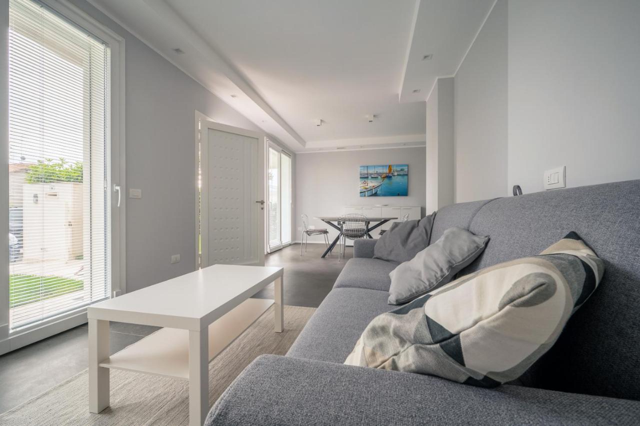Scirocco Apartment *