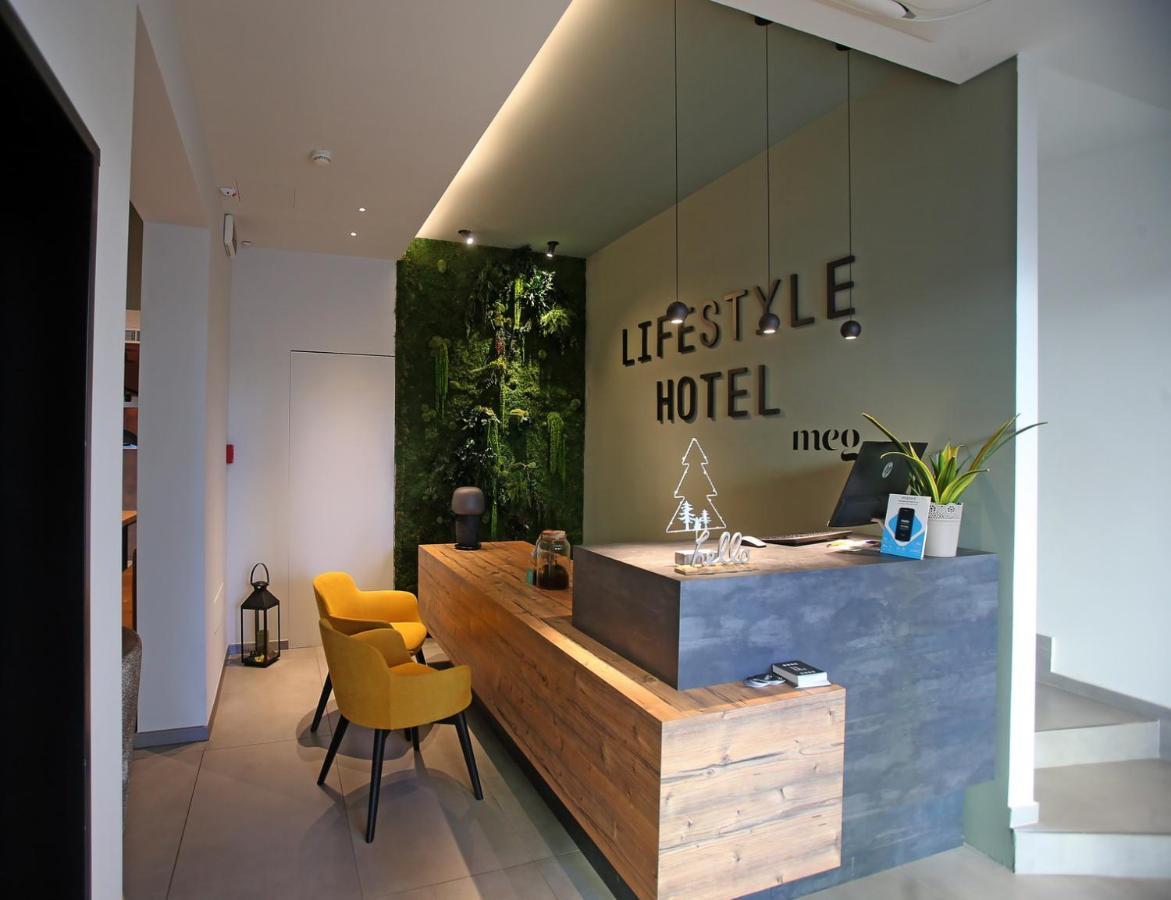 Hotel Meg Lifestyle & 3*