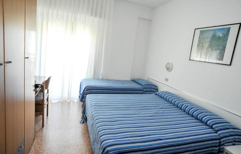 Angeles - Fronte Mare Hotel Riccione