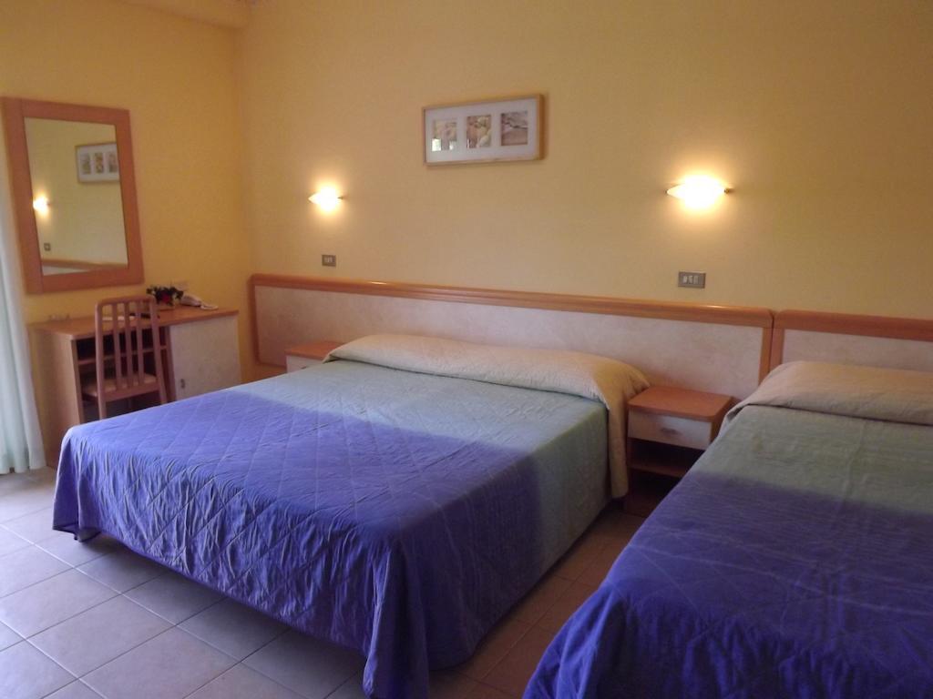 Rita Hotel