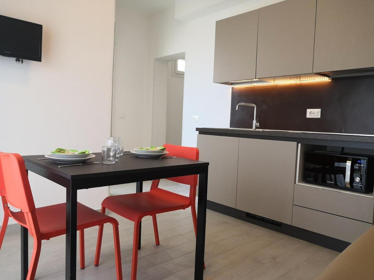 Hotel Iride Suite, Breakfast&brunch - Ideale Per Famiglie E Coppie