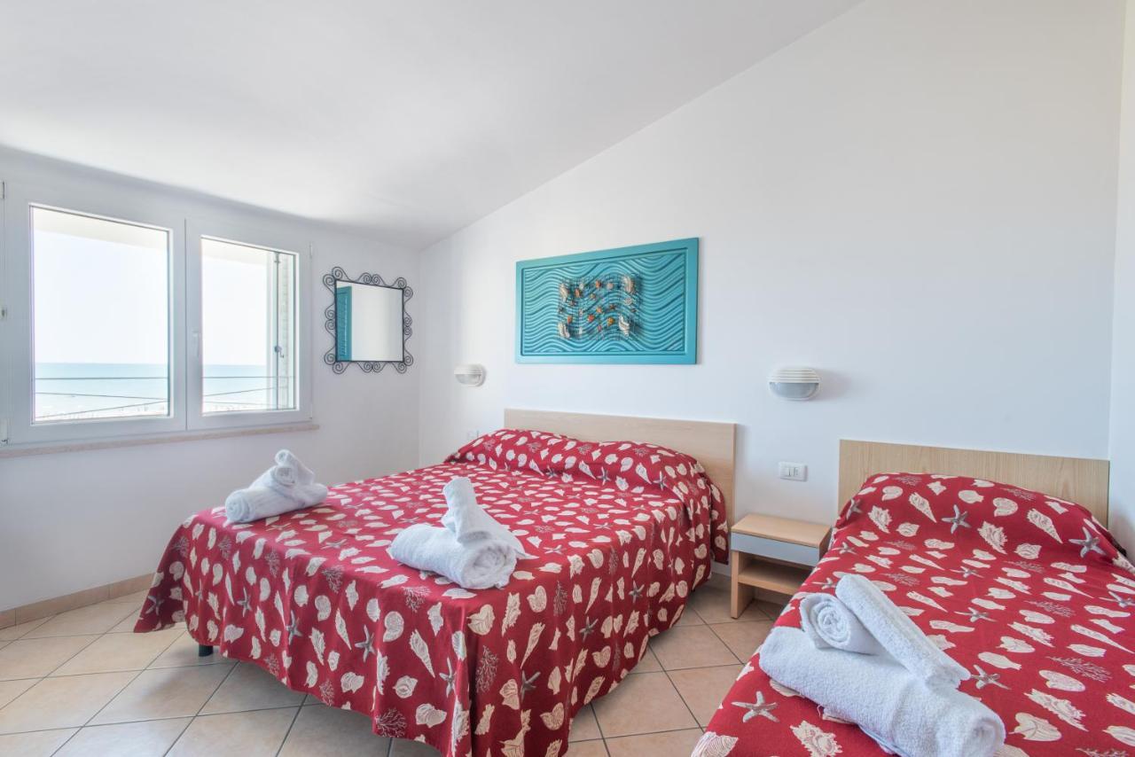 Saturnia 3*