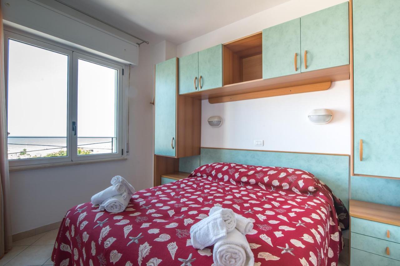 Saturnia 3*