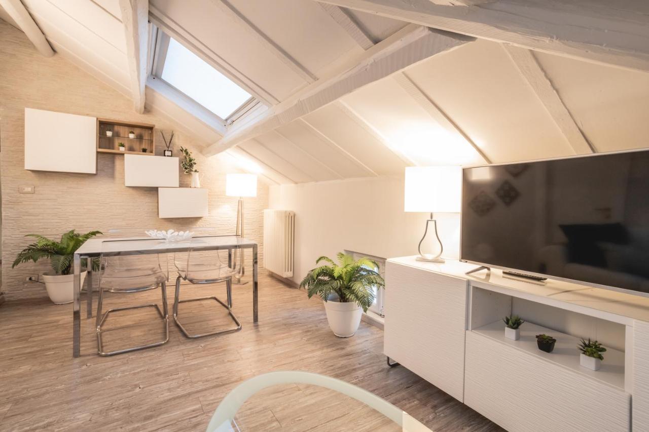 - Al Mare - Nuovo E Stupendo Loft 5 Stelle Appartamento Riccione