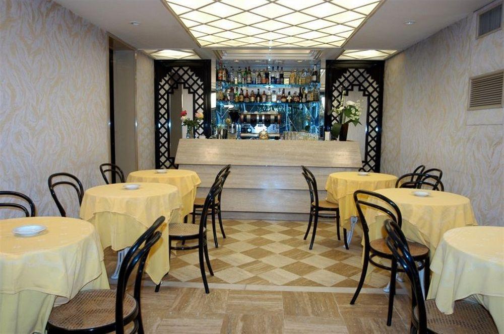 President - Vintage In Centro Hotel 4*