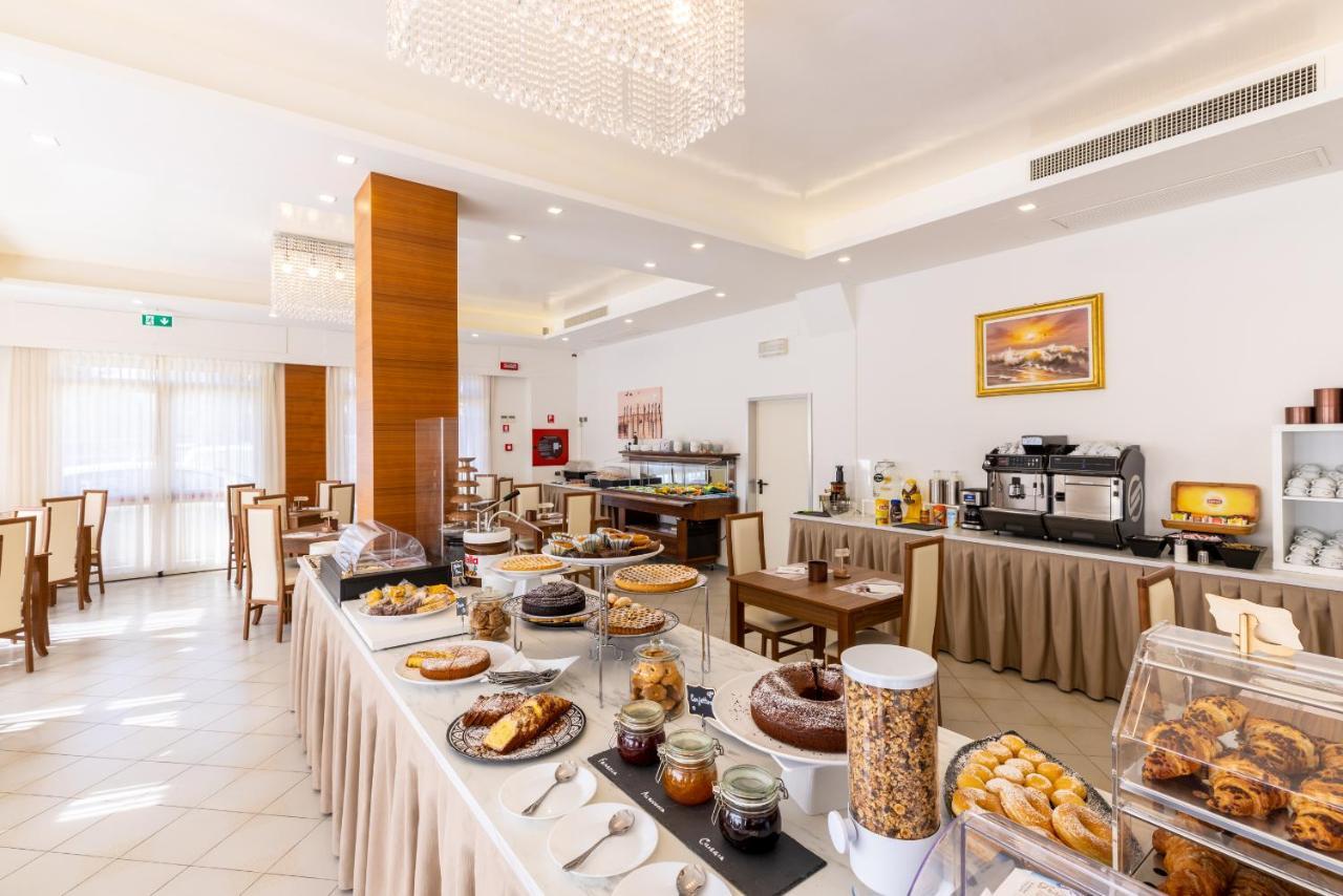 Edelweiss 3* Riccione