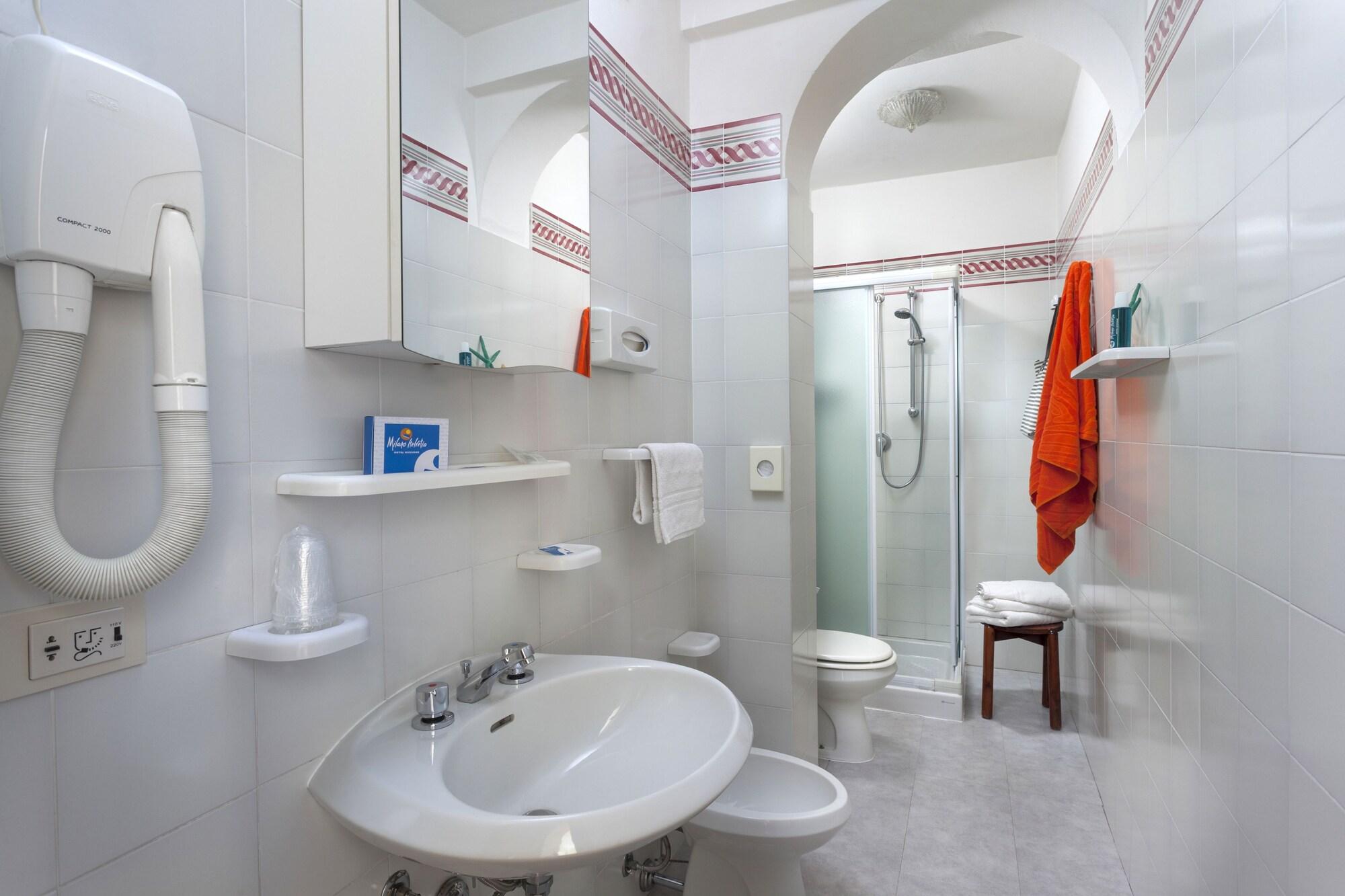 Milano Helvetia 3*