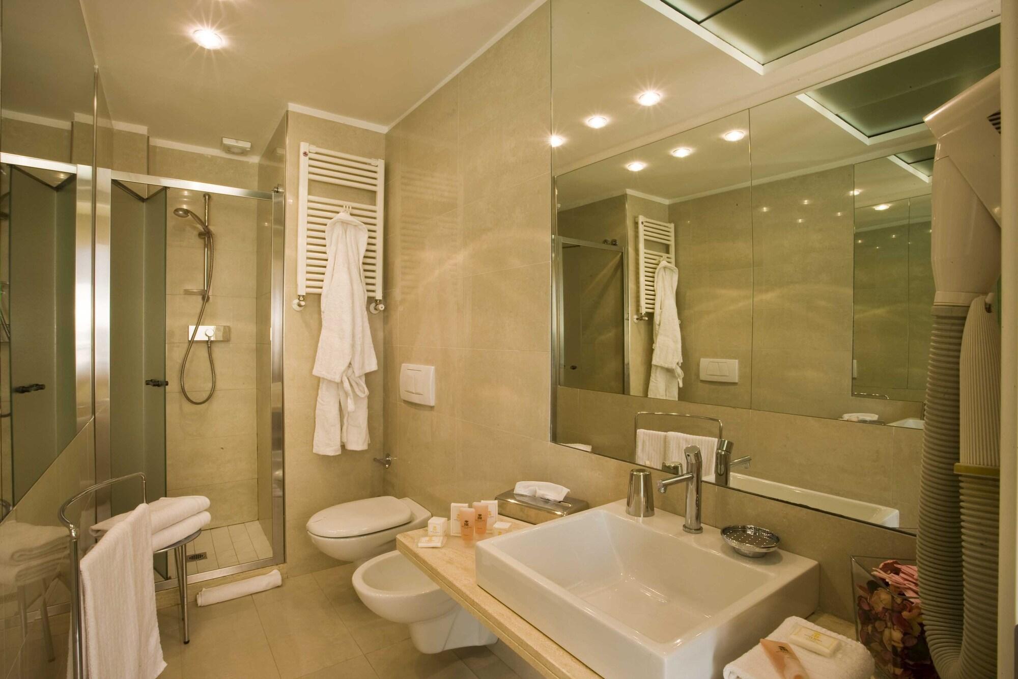 Roma Hotel