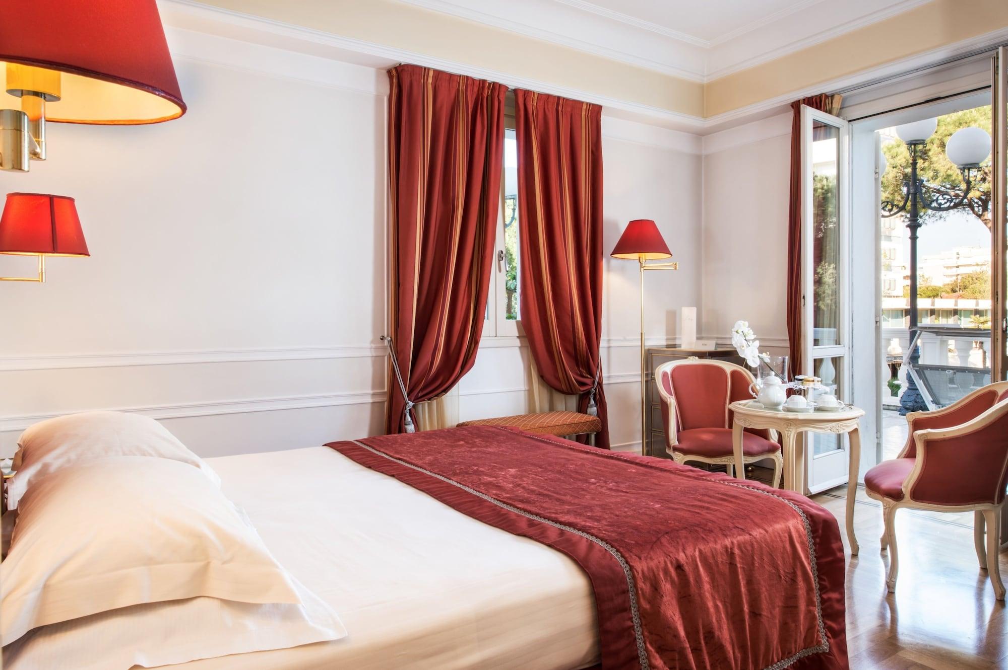 Hotel Grand Des Bains Riccione