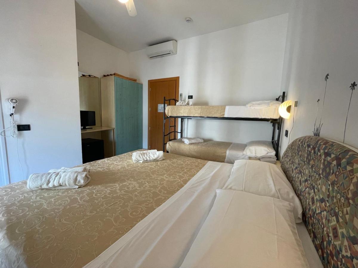Marina Hotel 3*