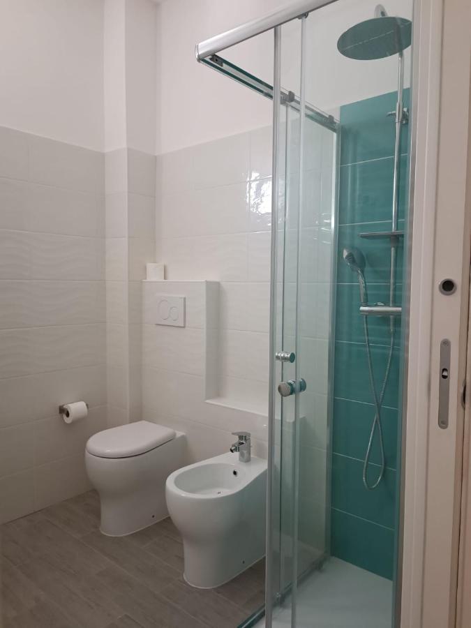 Hotel Susy - Ambienti Rinnovati 2022 - Direttamente Su Viale Dante E A Due Passi Dal Mare Riccione