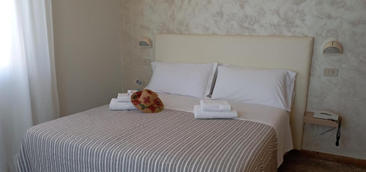 Raul Hotel