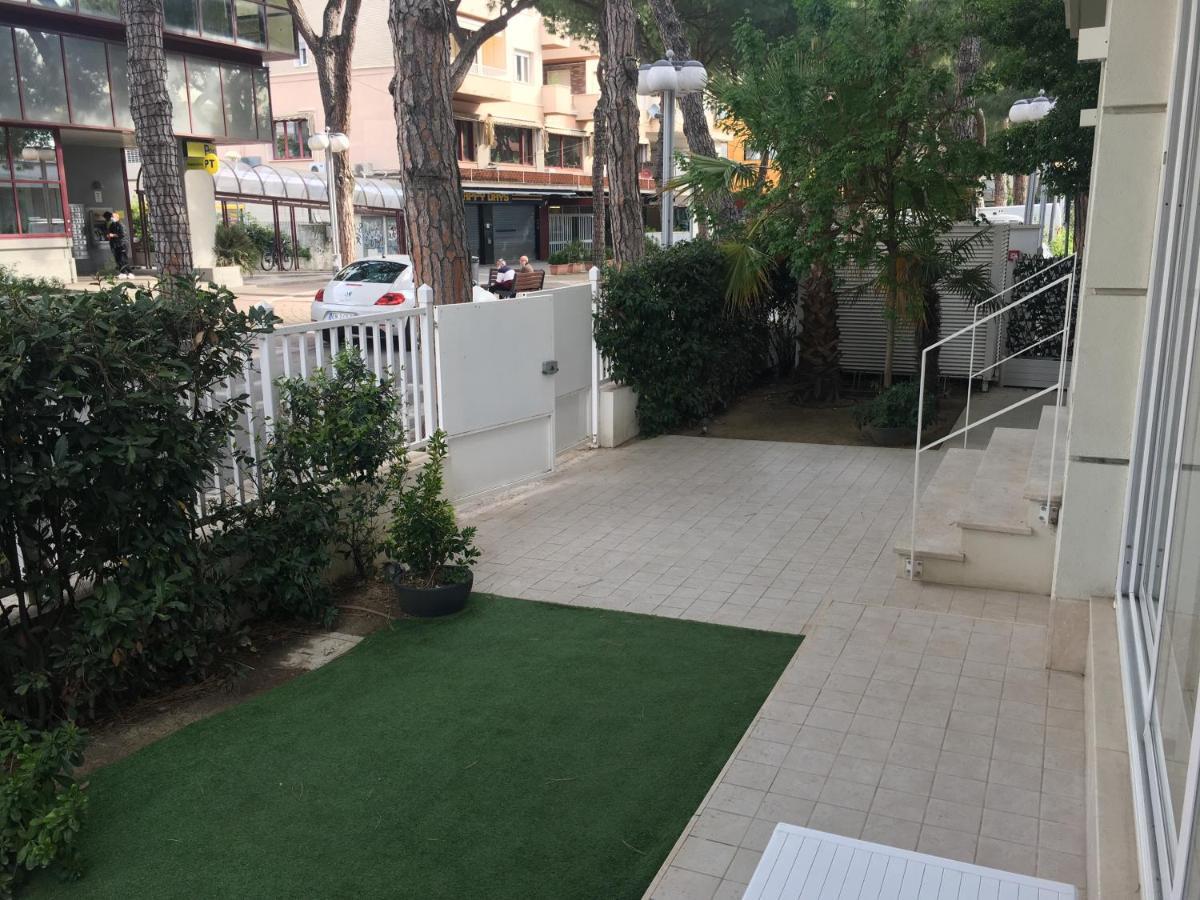 White 3* Riccione