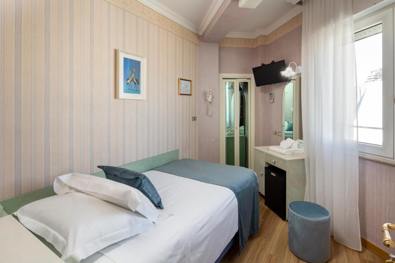 Des Nations - Vintage Sul Mare Hotel
