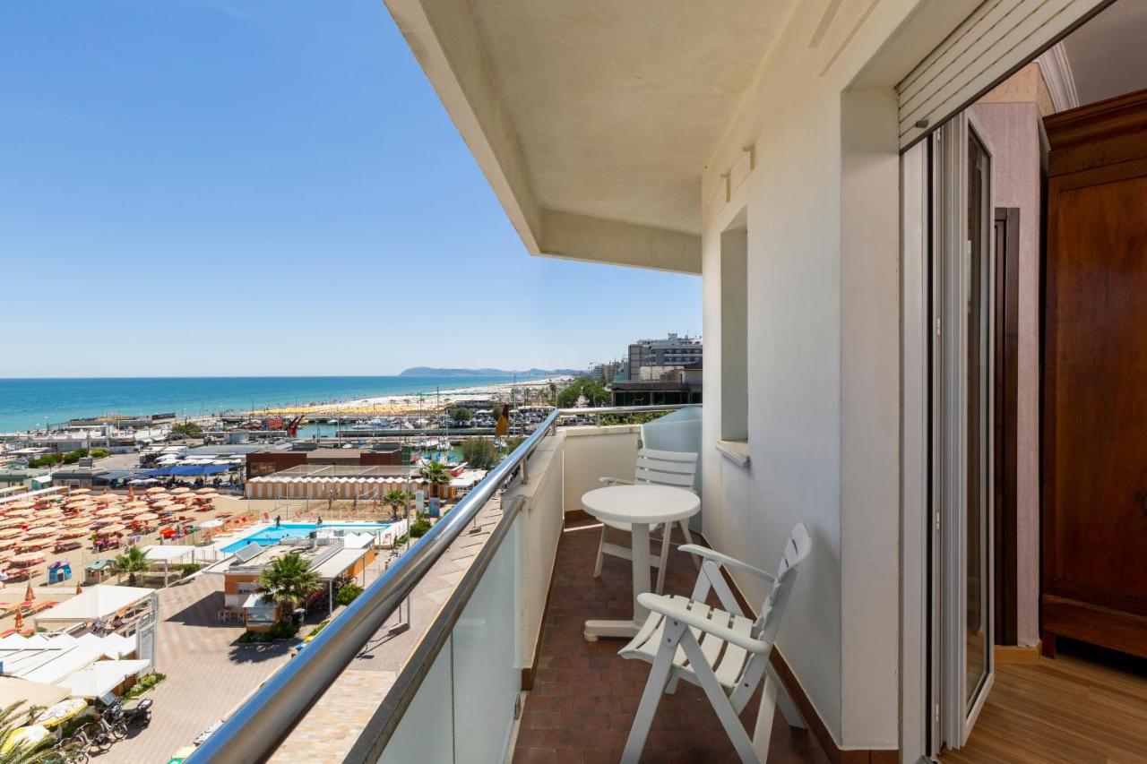 Hotel Des Nations - Vintage Sul Mare Riccione