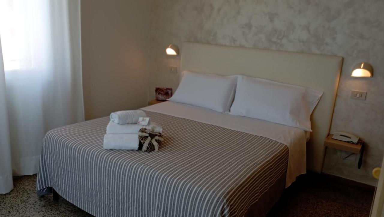 Raul Hotel