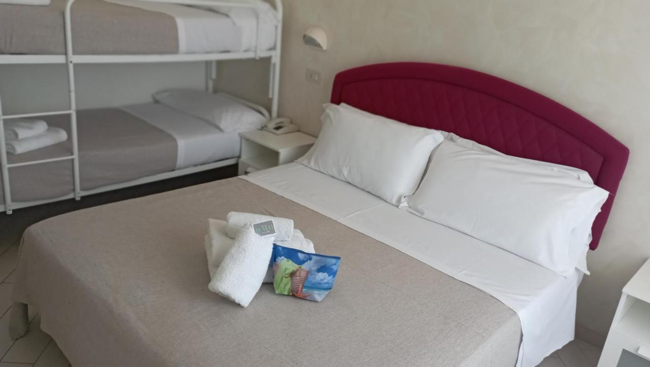 Raul Hotel