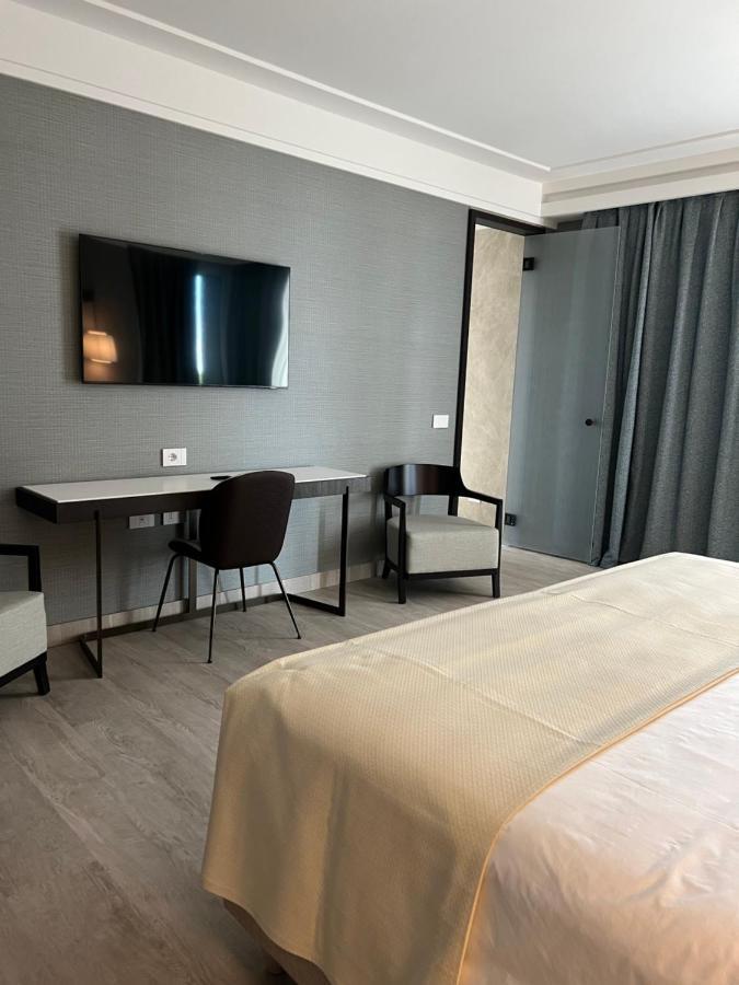 Ceccarini 9 Hotel