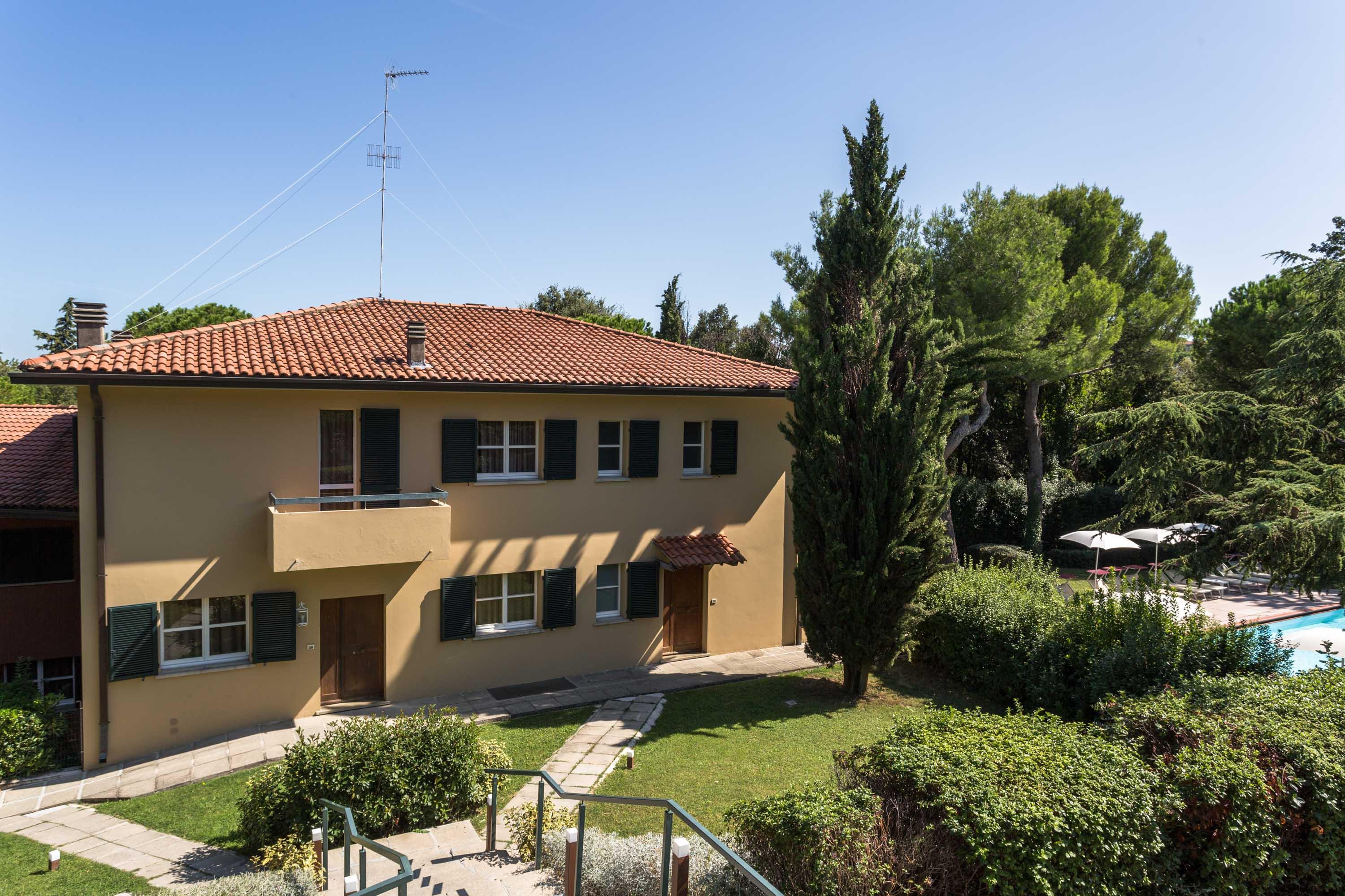 Residenze Al Colle Dei Pini Aparthotel
