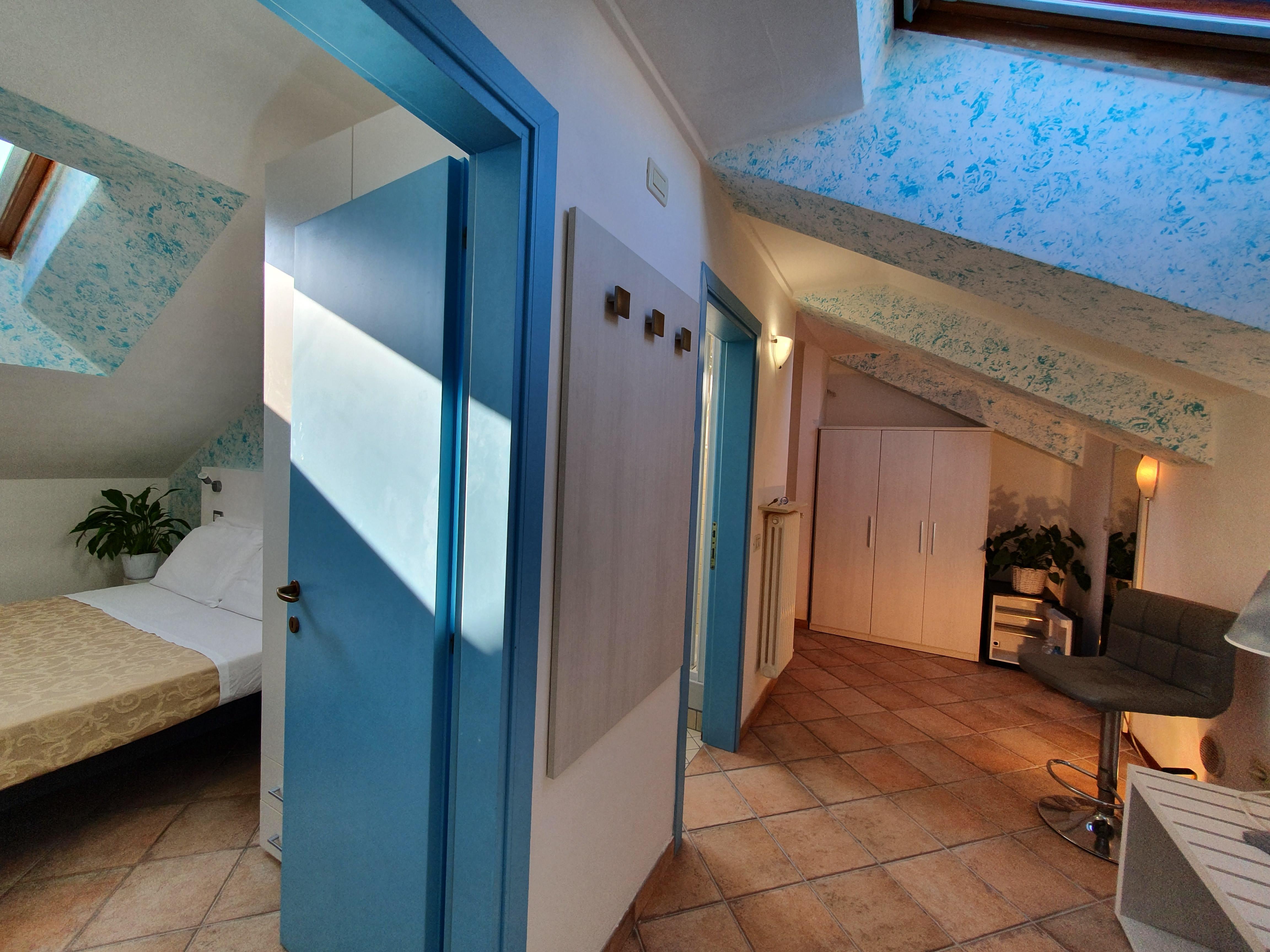 Marina Hotel 3*