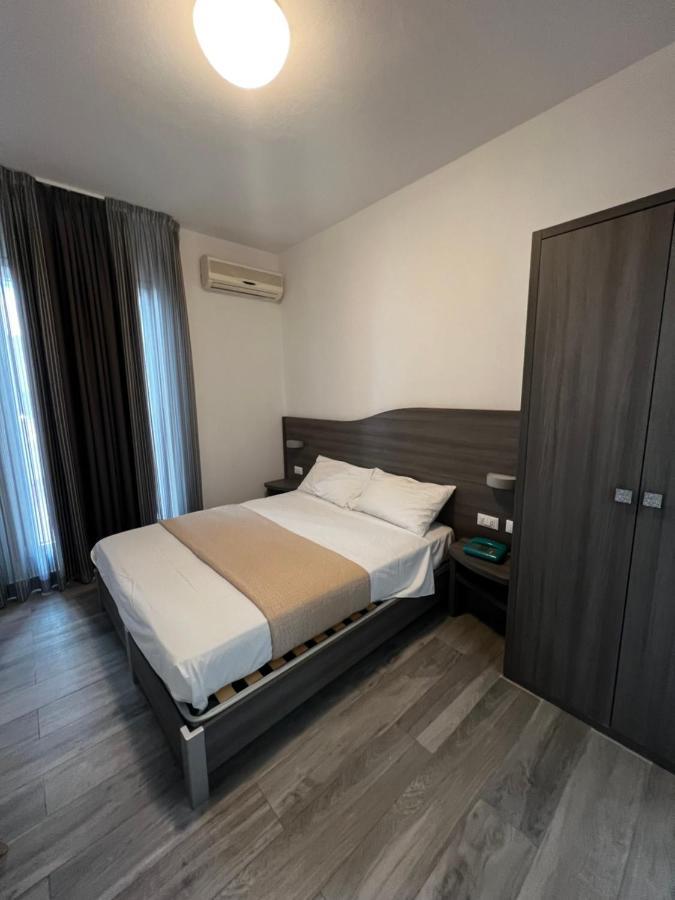 Hotel Trieste 2*