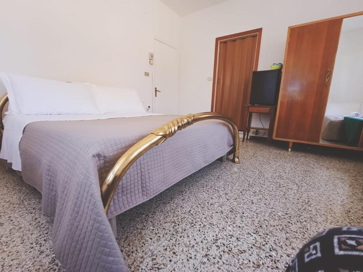 Beeliving Room&breakfast (adults Only)