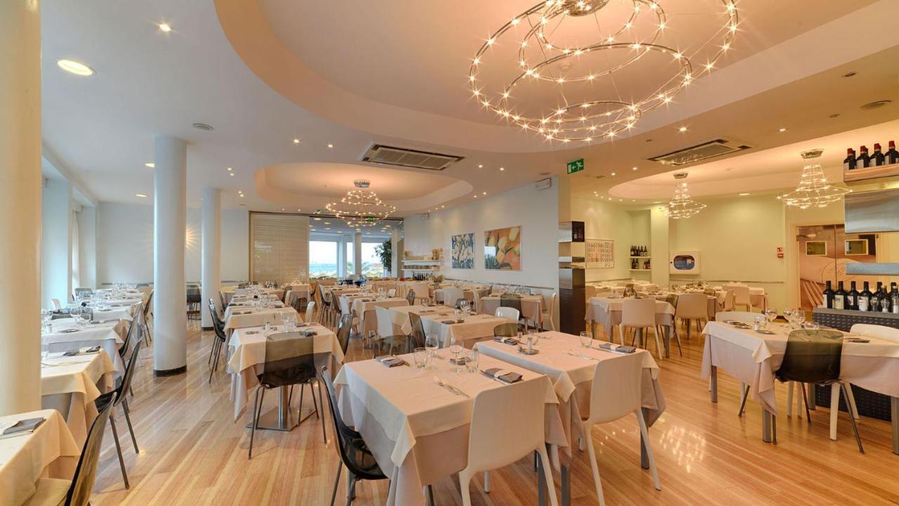 Rex - Fronte Mare Hotel