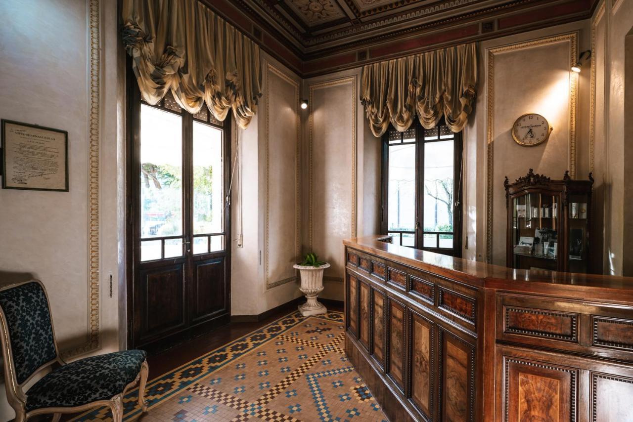 Hotel De La