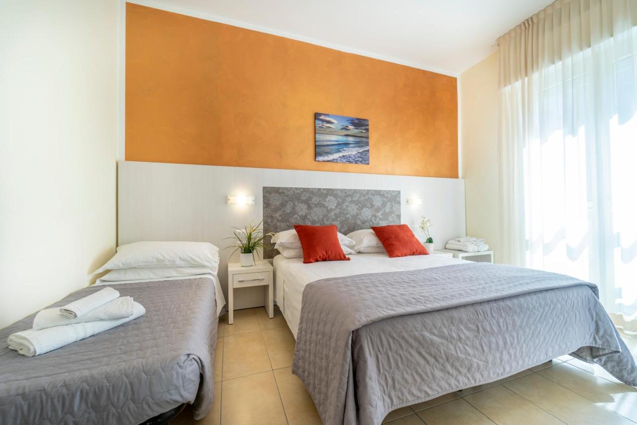 Hotel Romagna 3*