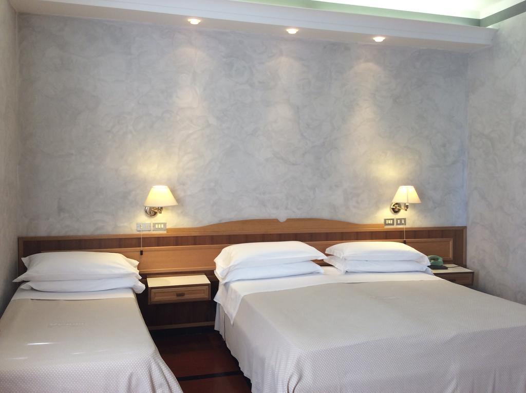 Vienna Touring Hotel