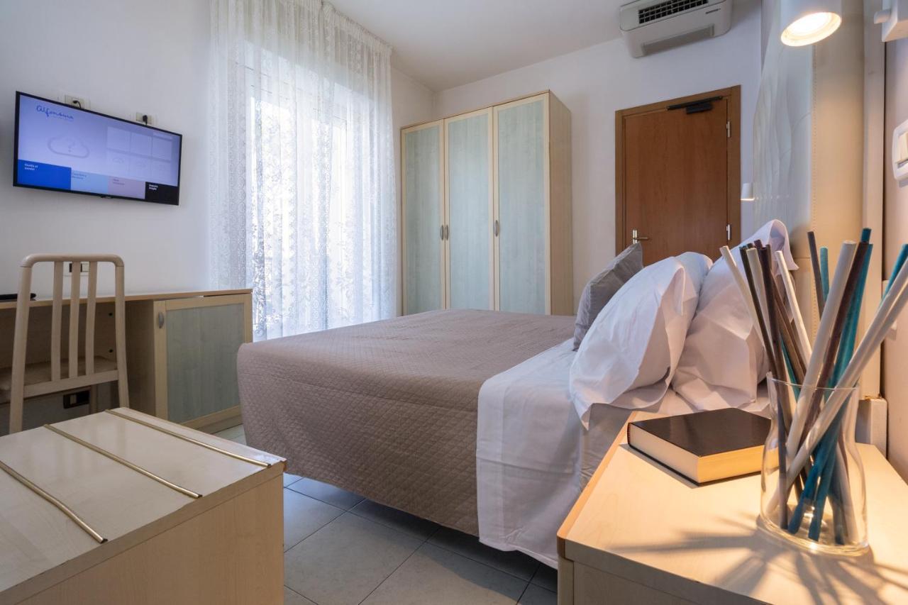 Alfonsina Hotel 2*