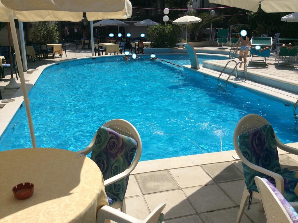 Vienna Touring 4* Riccione