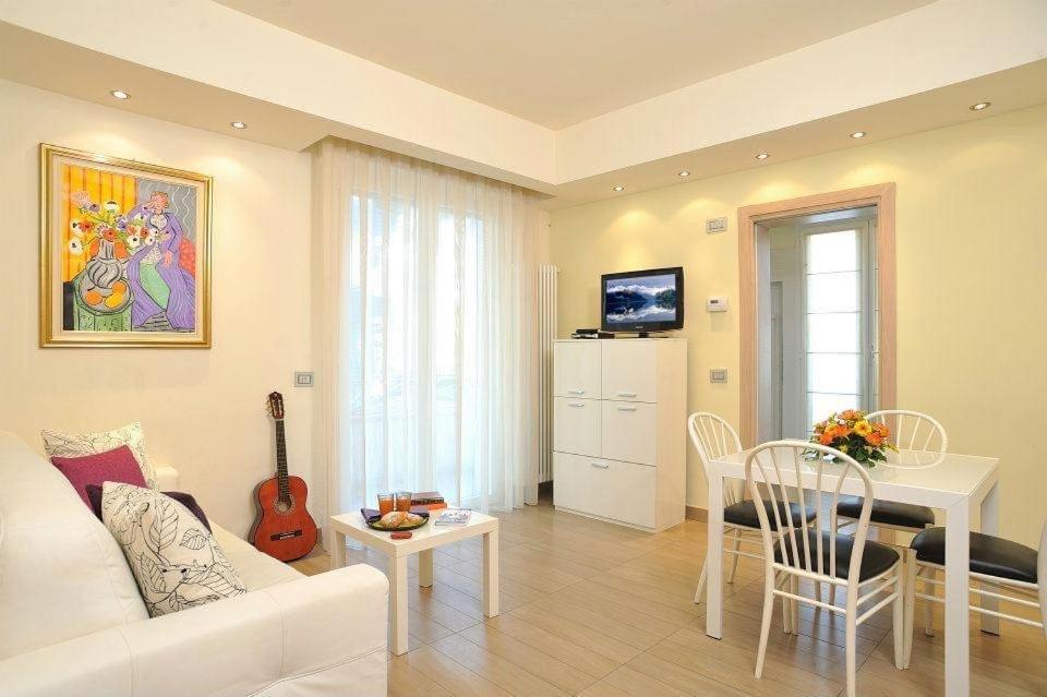 Appartamento Astra Apartment's *