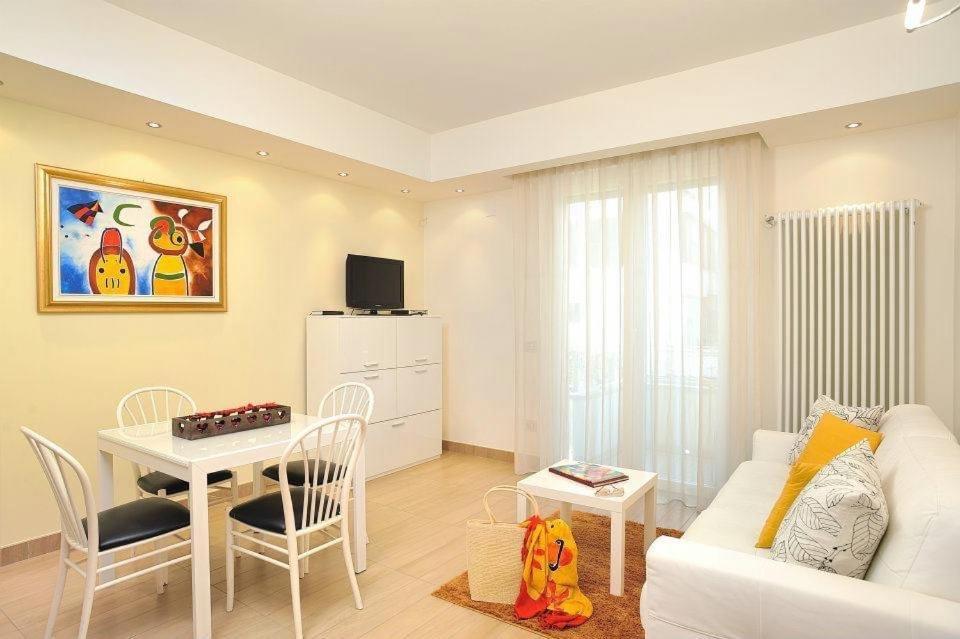Astra Apartment's Appartamento Riccione