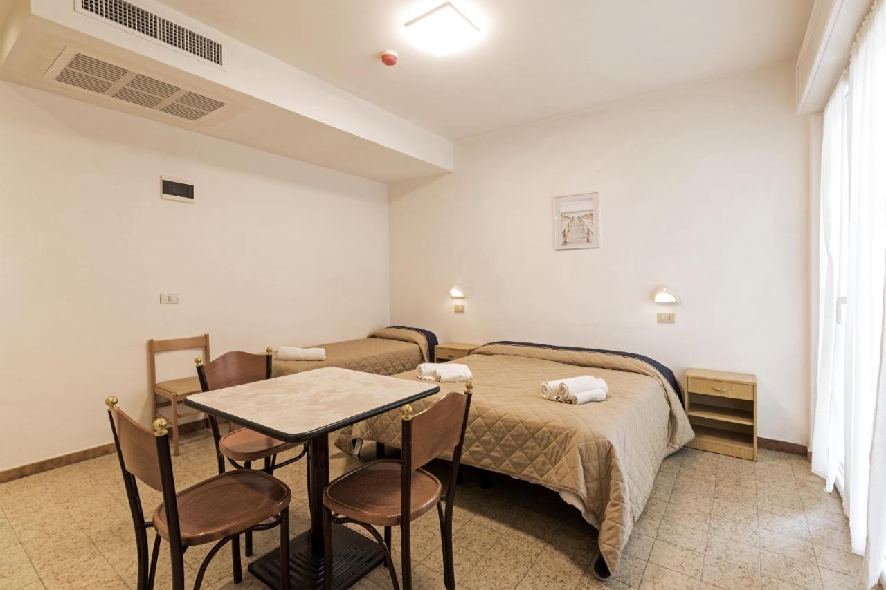 Aparthotel Nest - A Pochi Passi Dal Mare *