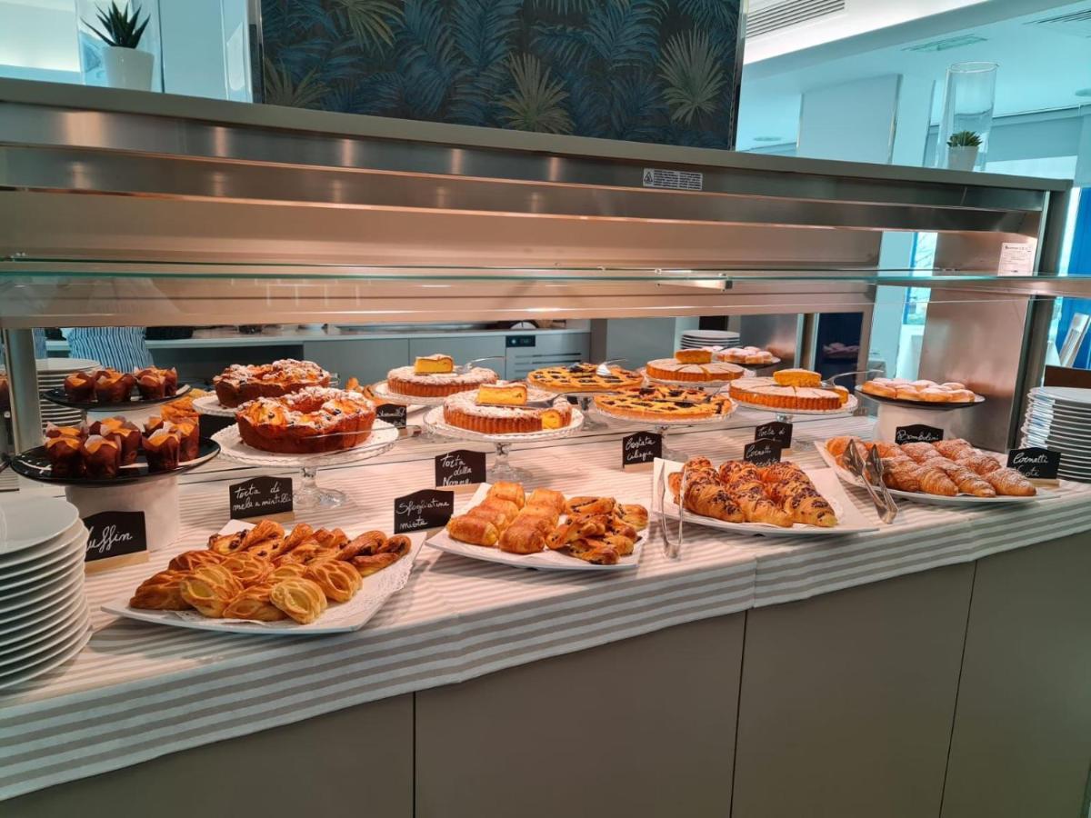 Daniel's Fronte Mare Hotel Riccione