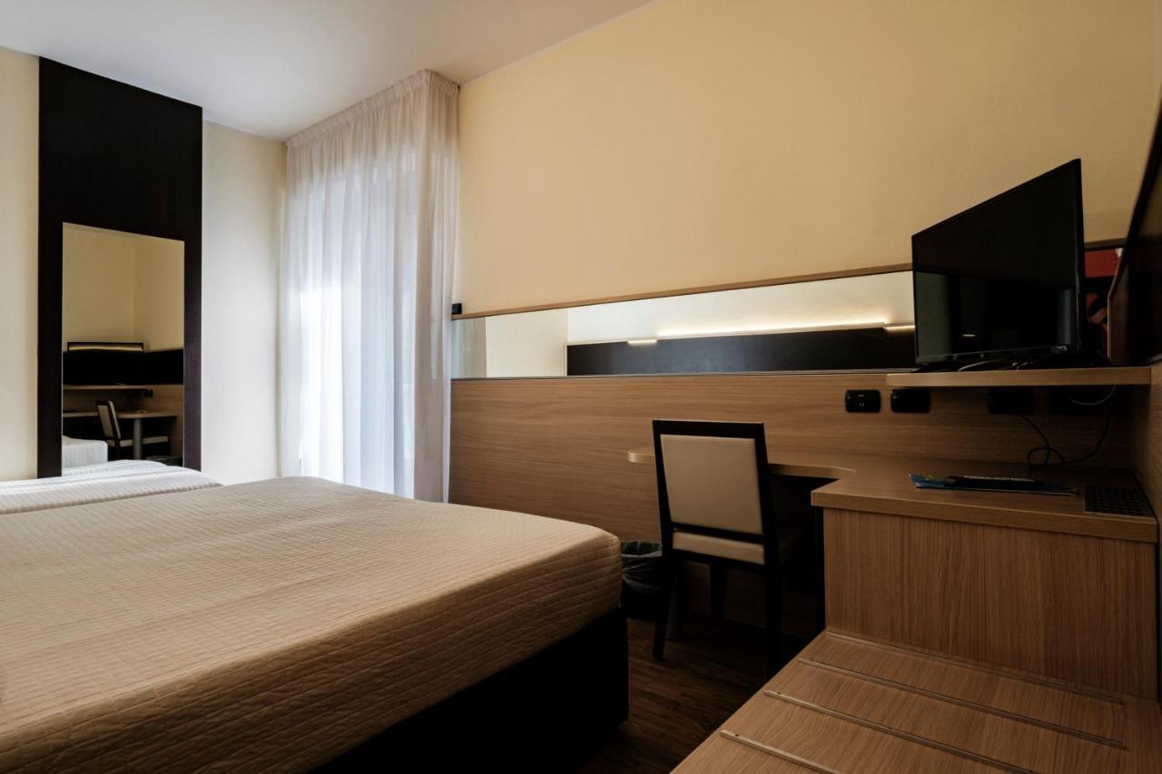 Hotel Augustus 4*