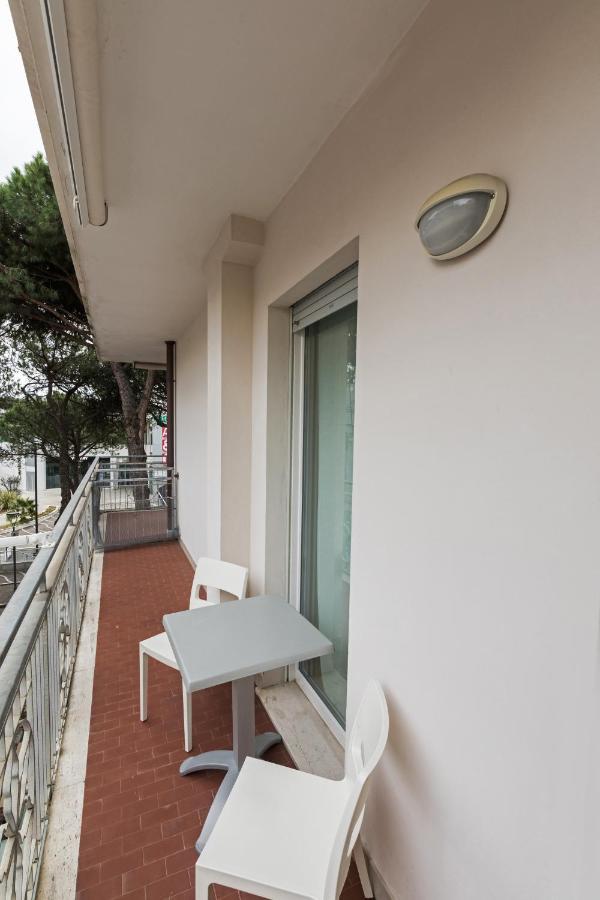 Aparthotel Nest - A Pochi Passi Dal Mare Riccione