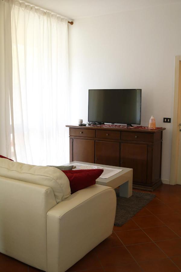 Blancohouse Viale Ceccarini Apartment