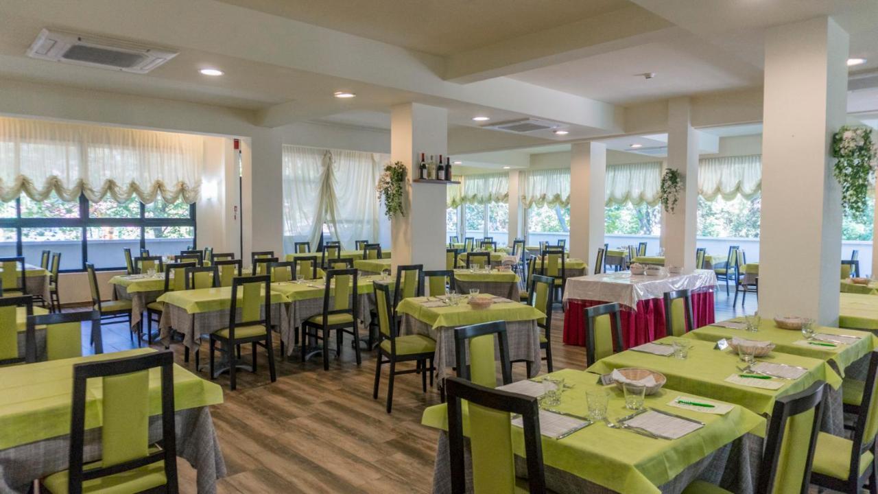 Hotel Union Park - Sul Mare Con Piscina Riccione