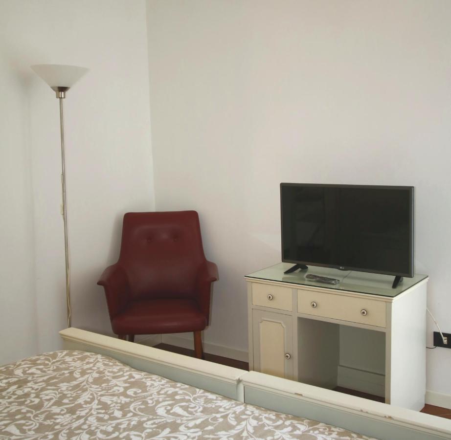 Blancohouse Viale Ceccarini Apartment