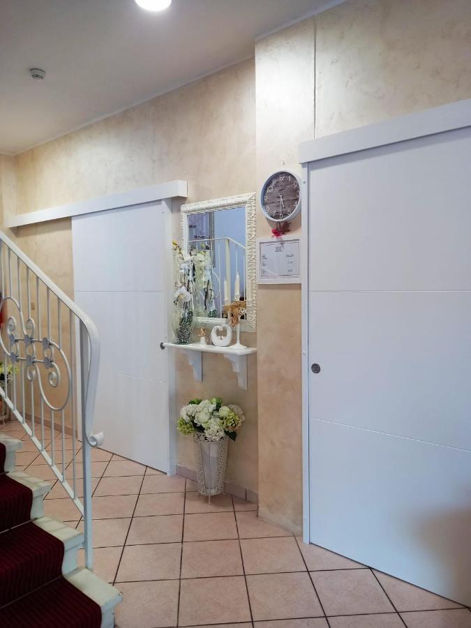 Aurelia Hotel 2*